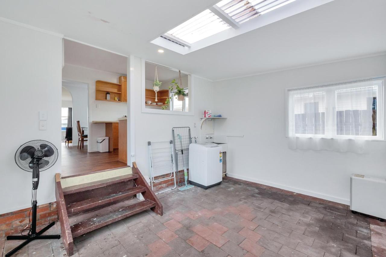 Spacious 3Br Nr Middlemore & Airport W Free Netflix Auckland Bagian luar foto